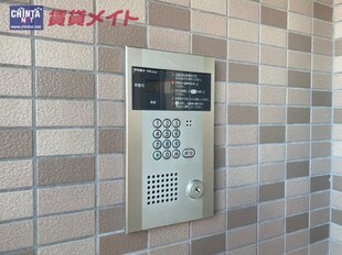 クァトロの物件外観写真